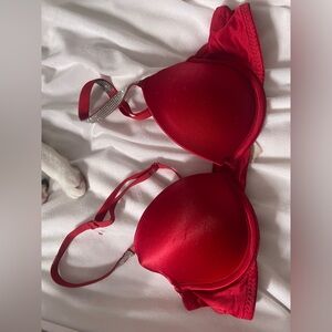 Shine strap red bra
